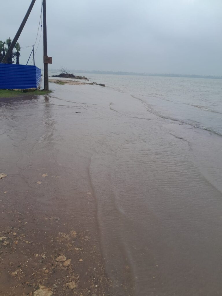 காரைநகர் தோப்புக்காட்டின் வெள்ள நிலைமை. Ditwa (டித்வா) புயல்